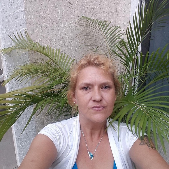 Meet your Posher, Josephine - Picture 6 of 8